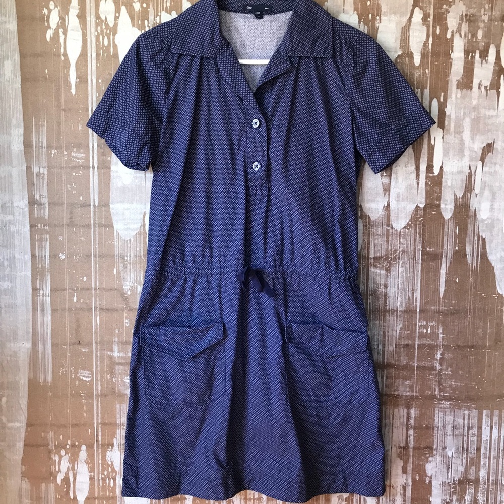 Gap short sleeve navy dress